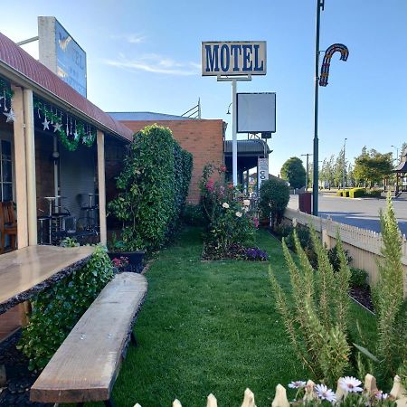 Yarragon Motel Екстер'єр фото