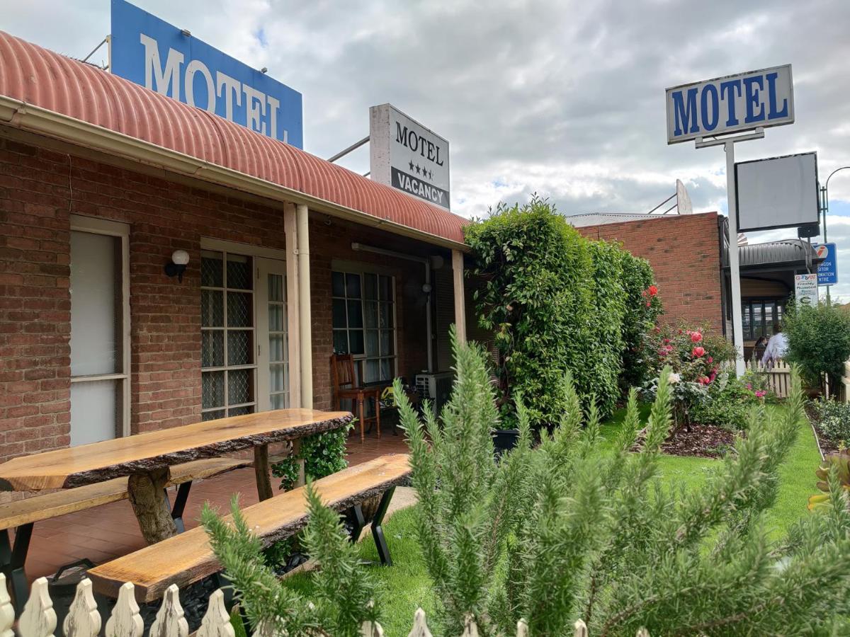 Yarragon Motel Екстер'єр фото